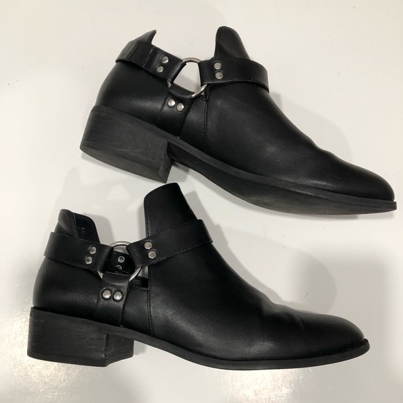 BP Black Leather Moto Ankle Boots - Picture 6 of 13